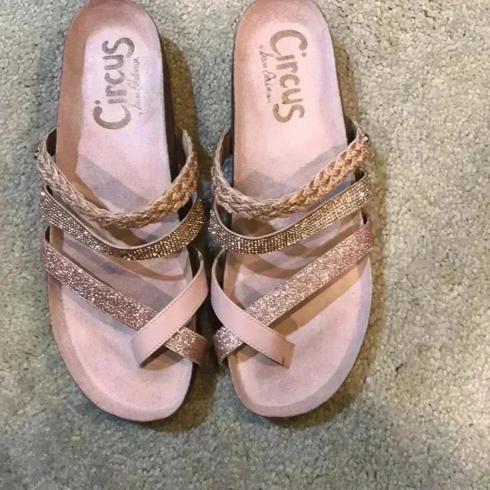 Circus by Sam Edelman Rose Gold Sparkle Accents Slip on Sandal-Size 10M
